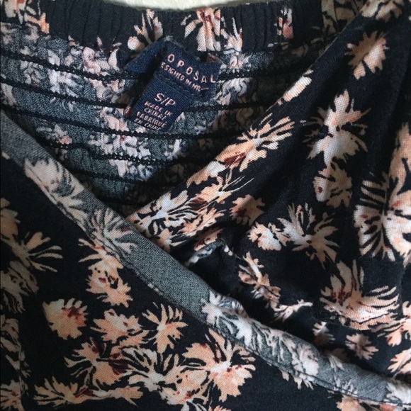 Flower Dress - Picture 3 of 4